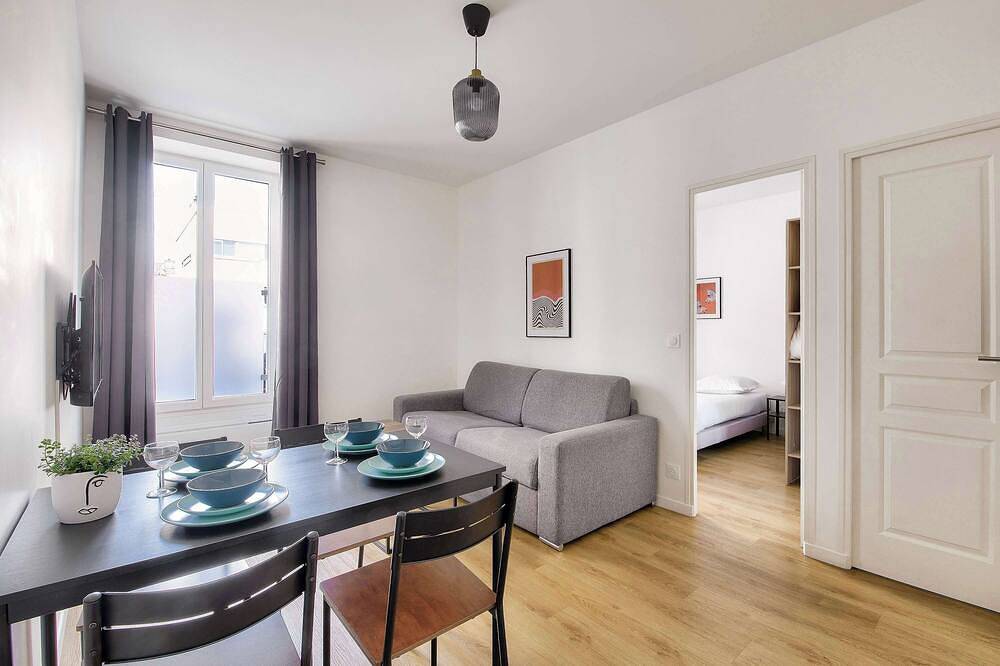 Entire apartment, Cosy 1-bedroom apartment fully equipped south Paris in Ivry-sur-Seine, Val-de-Marne