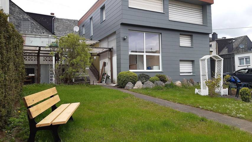 Ferienhaus für 4 Personen, mit Garten und Terrasse in Ettringen