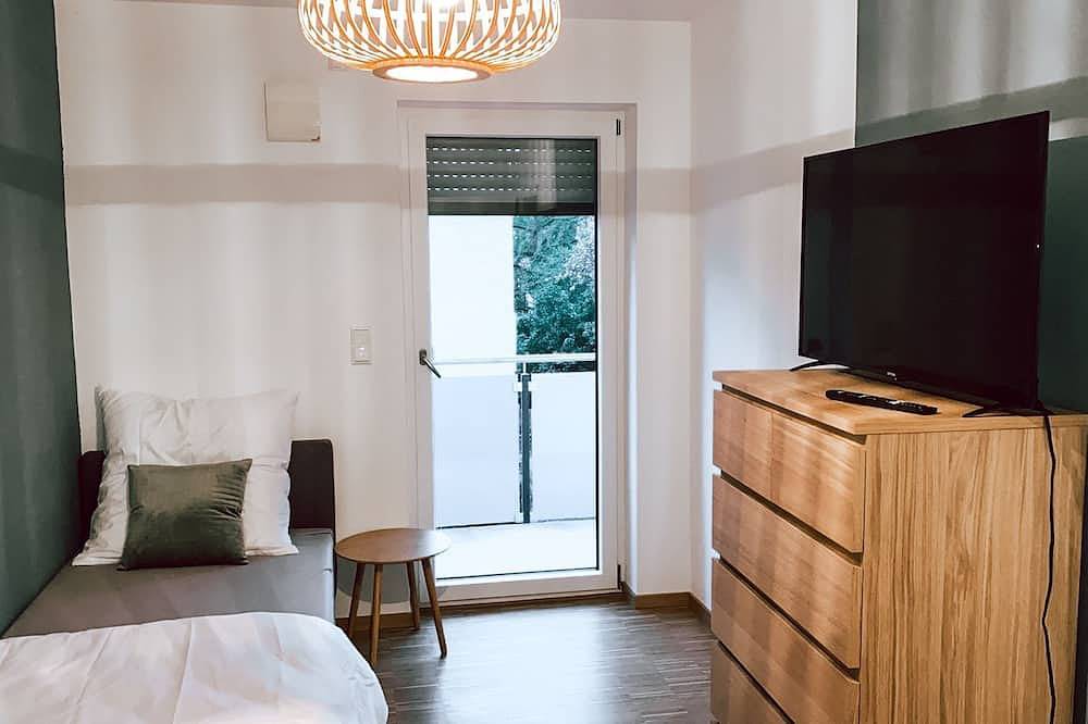 Ganze Wohnung, Stylisch Modern -2-4 Personen - Parkplatz -Wlan Netflix in Passau, Passauer Land