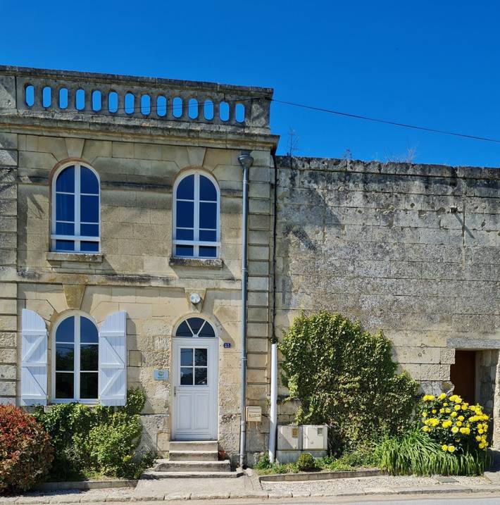 Gîte pour 5 personnes, avec jardin à Septmonts