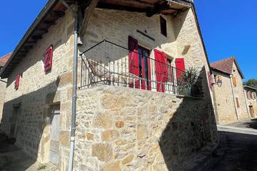 Location de vacances pour 6 personnes, avec jardin, animaux acceptés à Saint-Jean-Lespinasse