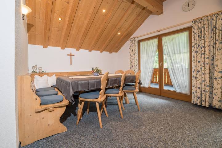 Ferienwohnung für 11 Personen, mit Balkon und Terrasse sowie Garten und Ausblick in Gaschurn und Umgebung - 4