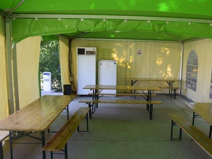 Camping Le Village loisirs de Goule - Hébergement 4 personnes - Tipis 4 Pers. in Bessais-le-Fromental, Saint-Amand-Montrond
