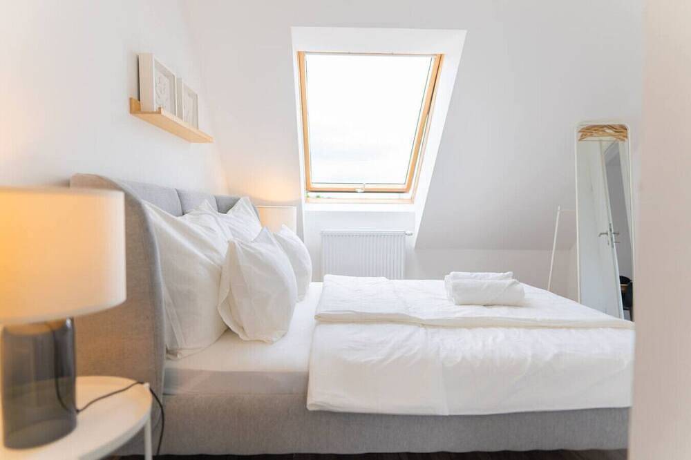 Ganze Wohnung, Prater Park small penthouse in Wien, Donau Niederösterreich