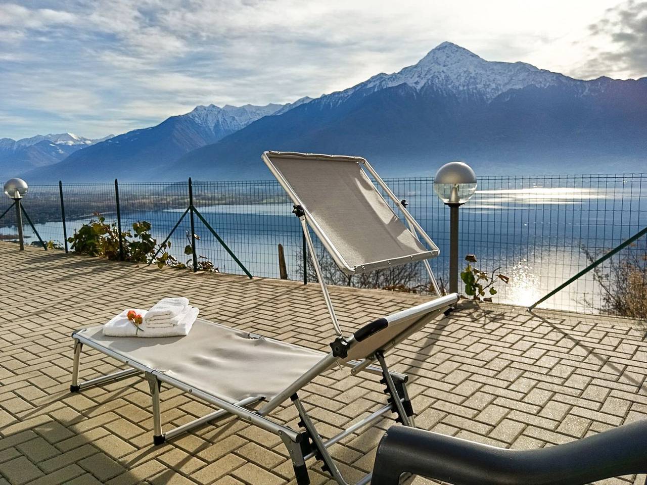 Ganze Wohnung, Panorama Felice Comer See Ferienwohnung mit Seeblick in Aurogna, Trezzone