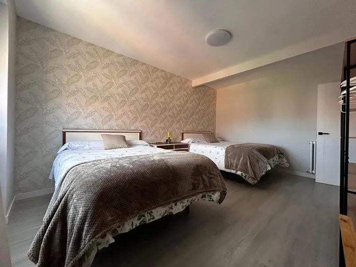Ferienwohnung für 6 Personen, mit Ausblick und Balkon - 1