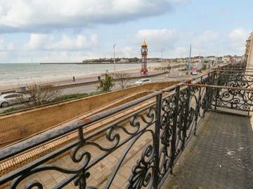 Apartment for 4 People in Melcombe Regis, Weymouth, Photo 2