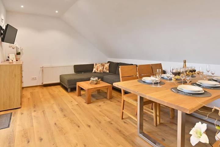 Ferienhaus für 5 Personen, mit Garten und Balkon sowie Sauna in Poppenhausen
