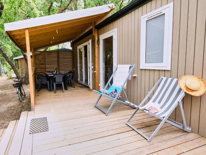 Mobil home pour 6 personnes, avec bassin pour enfant ainsi que terrasse et piscine à Saint-Saturnin-lès-Apt - 4