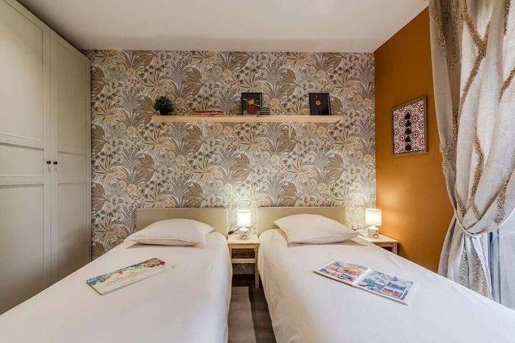 Disney 15min ! 2 terrasses, 2 pkg, 2 salles de bain in Bussy-Saint-Georges, Seine-et-Marne