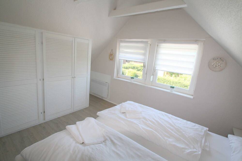 Fh Norderpiep 22  Sauna u Kamin - Ferienhaus Norderpiep 22 in Friedrichskoog-Spitze, Friedrichskoog