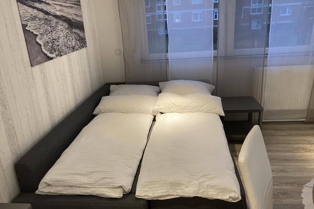 Apartamento entero, Apartamento-Superior-Baño Privado-Vista al Jardín-Zimmer 102 in Leverkusen, Condado del Monte