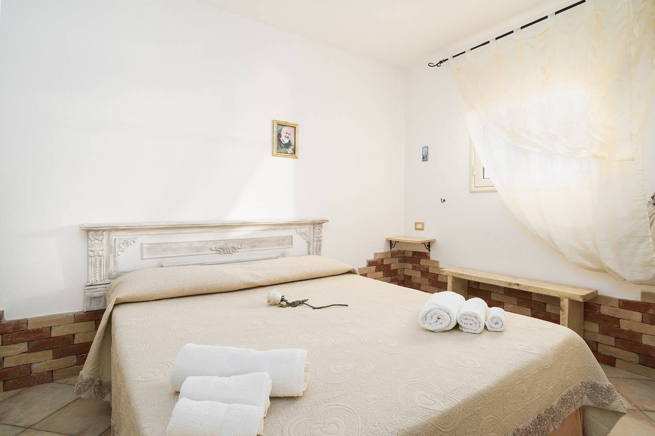 Entire apartment, Apartment 'Le Lantane 2' with Mountain View, Wi-Fi and Air Conditioning in Irgoli, Barbagia