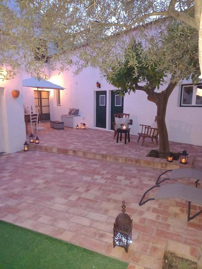 Pousada para 3 pessoas, com Terraço e Jardim em Serpa