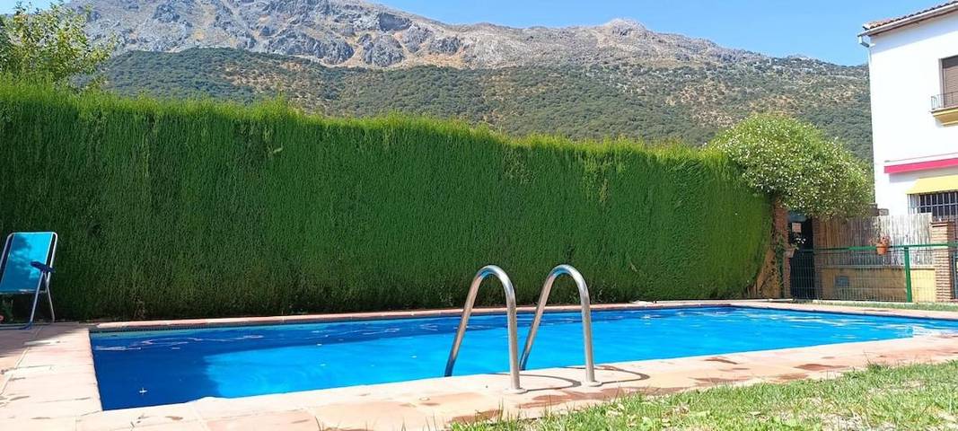 Maison de vacances pour 4 personnes, avec piscine ainsi que vue et jardin - 1