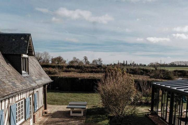 Gîte pour 15 personnes, avec Balcon et Jacuzzi ainsi que Jardin et Sauna
