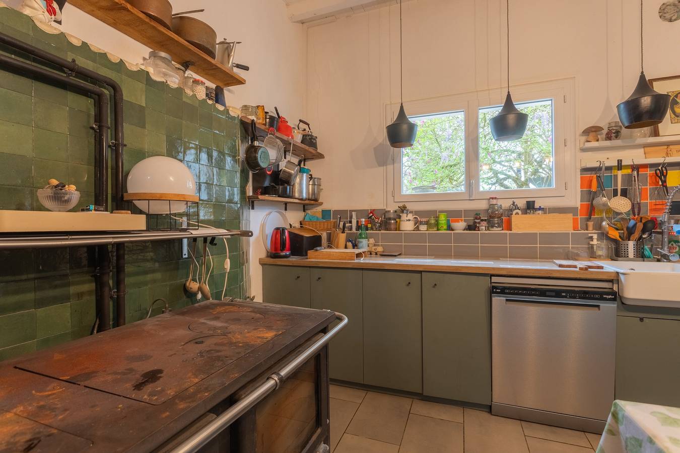 Holiday Home "Villa Arja" with Shared Pool, Wi-Fi, and Air Conditioning in Parbayse, Béarn