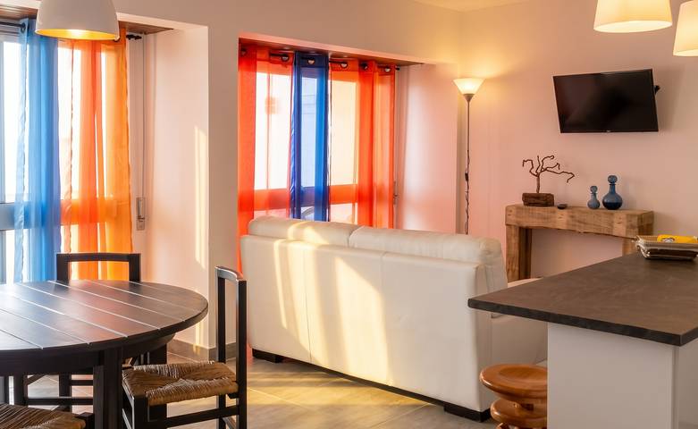 Ganze Wohnung, Gemütliches Apartment in Praia da Rocha 70 m² mit Meerblick 4 Pers in Praia da Rocha, Portimão