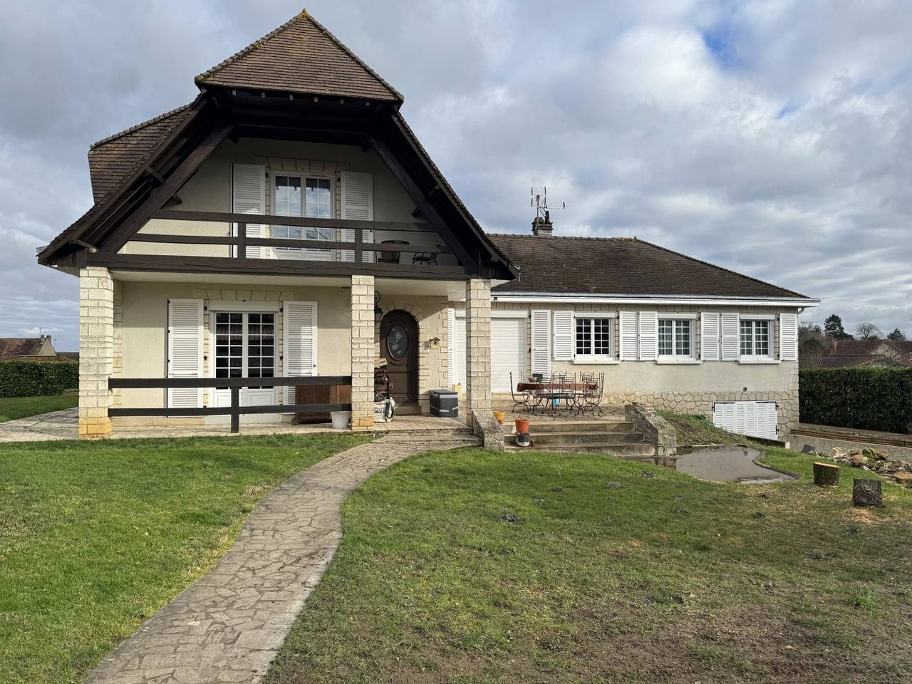 "Chez les Mayoux", villa accueillante et calme - La Pointe du Diamant in Montmorillon, Vienne (France)