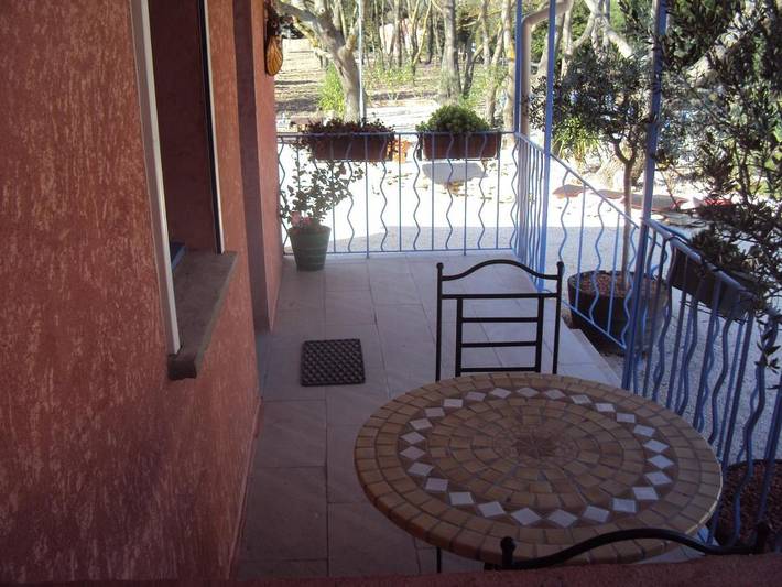 Maison d’hôte pour 2 personnes, avec jardin ainsi que vue et piscine à Pernes-les-Fontaines - 2