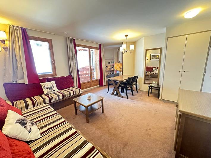 Ferienwohnung für 5 Personen, mit Balkon und Pool in Vars