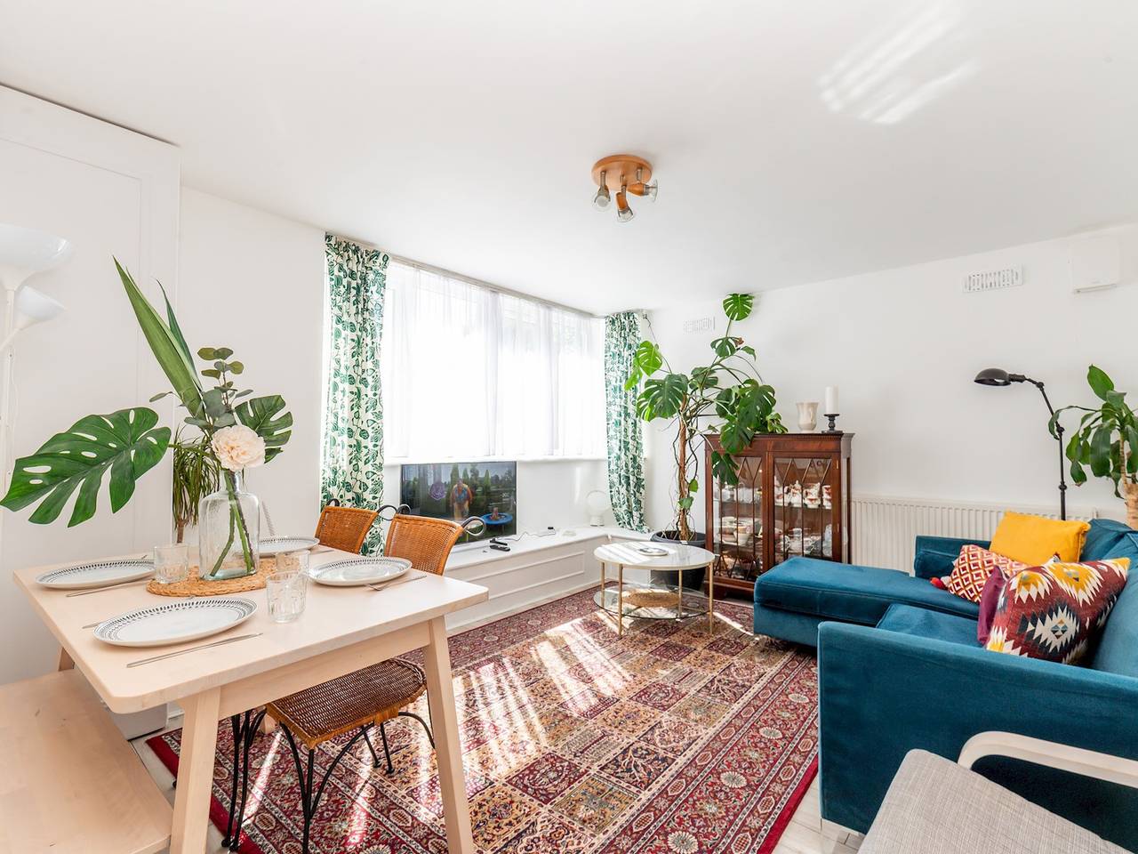 Entire apartment, Pass the Keys | Charming, Tranquil 2 Br Kingston Escape, London in Kingston upon Thames, London
