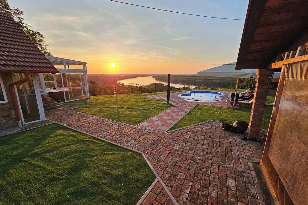 Erholung an der Donau mit Pool, Wellness und unvergesslichen Sonnenuntergängen in Osijek-Baranja