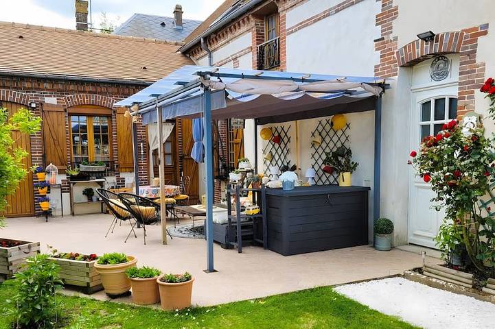 Chambre d’hôte pour 8 personnes, avec Jardin