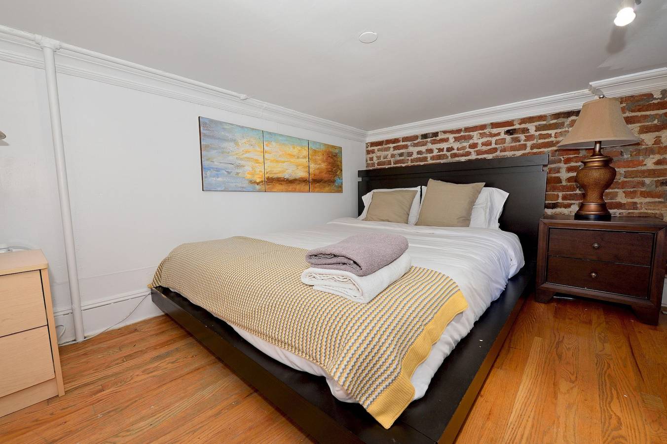 Entire apartment, Charming 3-Bedroom Apartment in Midtown West in Manhattan, New York City