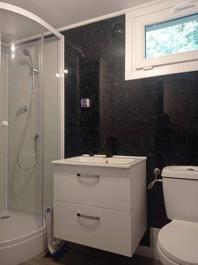 Ferienwohnung für 6 Personen, mit Balkon und Terrasse sowie Garten und Ausblick am Riesengebirge Polen - 3