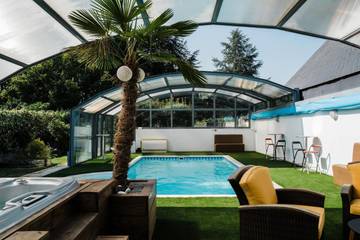 Maison d’hôte pour 9 personnes, avec jardin et piscine ainsi que vue et sauna, animaux acceptés à La Barthe-de-Neste
