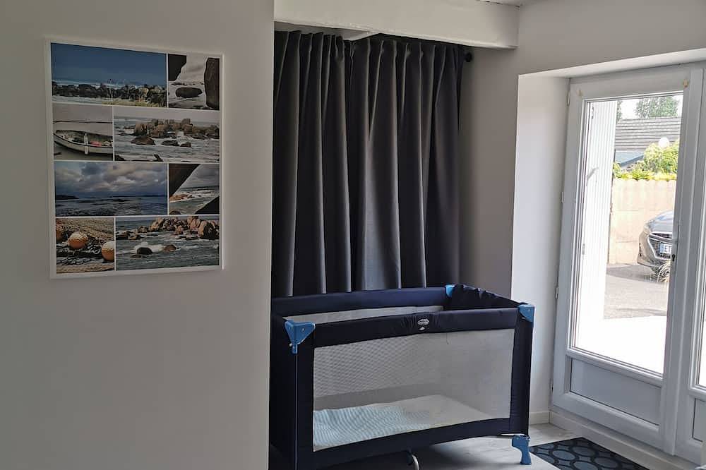 Seafront Home In The Bay Of Mont Saint-Michel in Cherrueix, Mont-Saint-Michel Bay