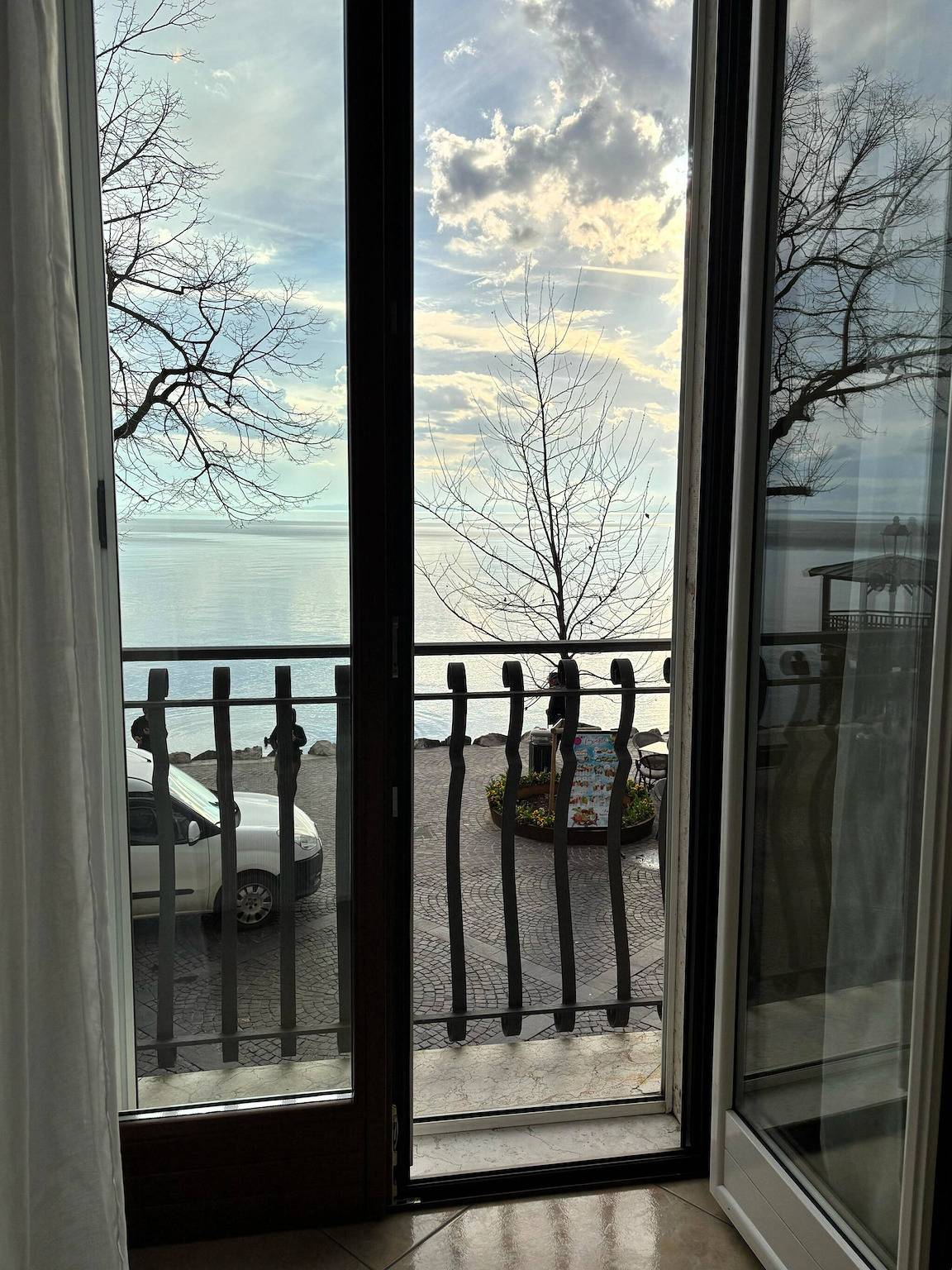 Entire apartment, Casa Lungolago in centro a Garda in Garda, Garda Mountains