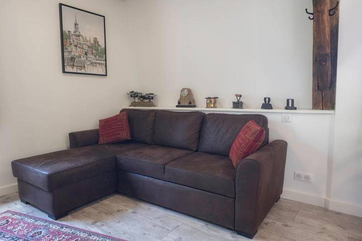 Chambre d’hôte pour 3 personnes, avec terrasse ainsi que vue et jardin à Besse-et-Saint-Anastaise - 4