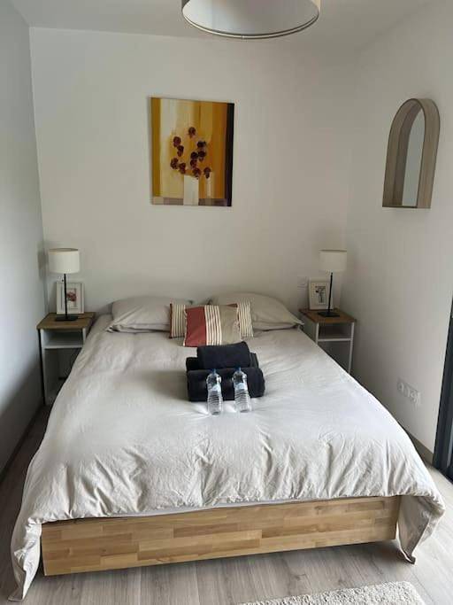 Location de vacances pour 8 personnes, avec terrasse ainsi que piscine et vue à Saint-Martin-du-Vieux-Bellême - 2