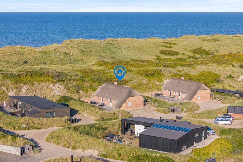 Exklusives Ferienhaus direkt an dänischer Westküste - Hund erlaubt in Bjerregård, Holmsland Klit