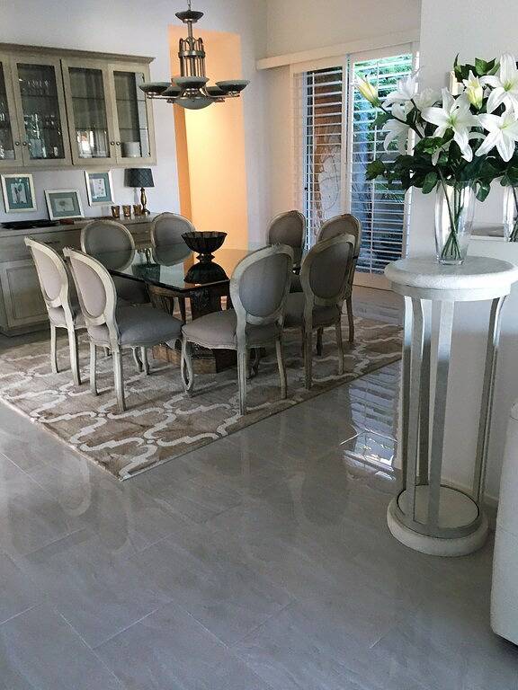 Ganze Wohnung, Spektakuläre Seeseite in der Wüste! September und Dezember Sale! Tennisturnier Lake Mirage in Rancho Mirage, Coachella Valley