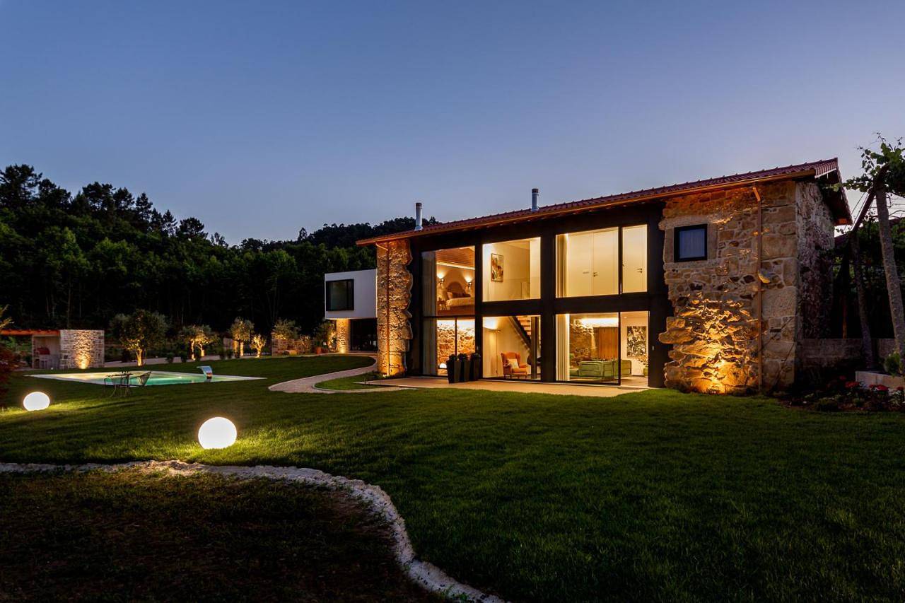 Casas Casal de Nino in Arnóia, Distrito de Braga