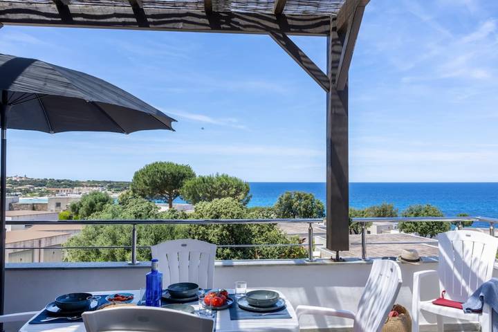 Gîte pour 4 personnes, avec terrasse, adapté aux familles dans Sant Ambroggio - 3