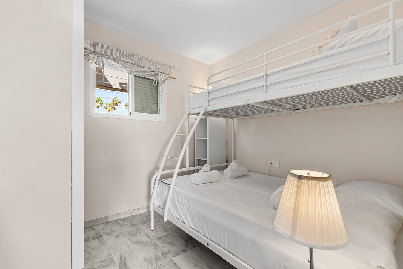 Entire apartment, Seaview terrace in Torremolinos by Costarentals - Ref 233 in Montemar Torremolinos, Torremolinos