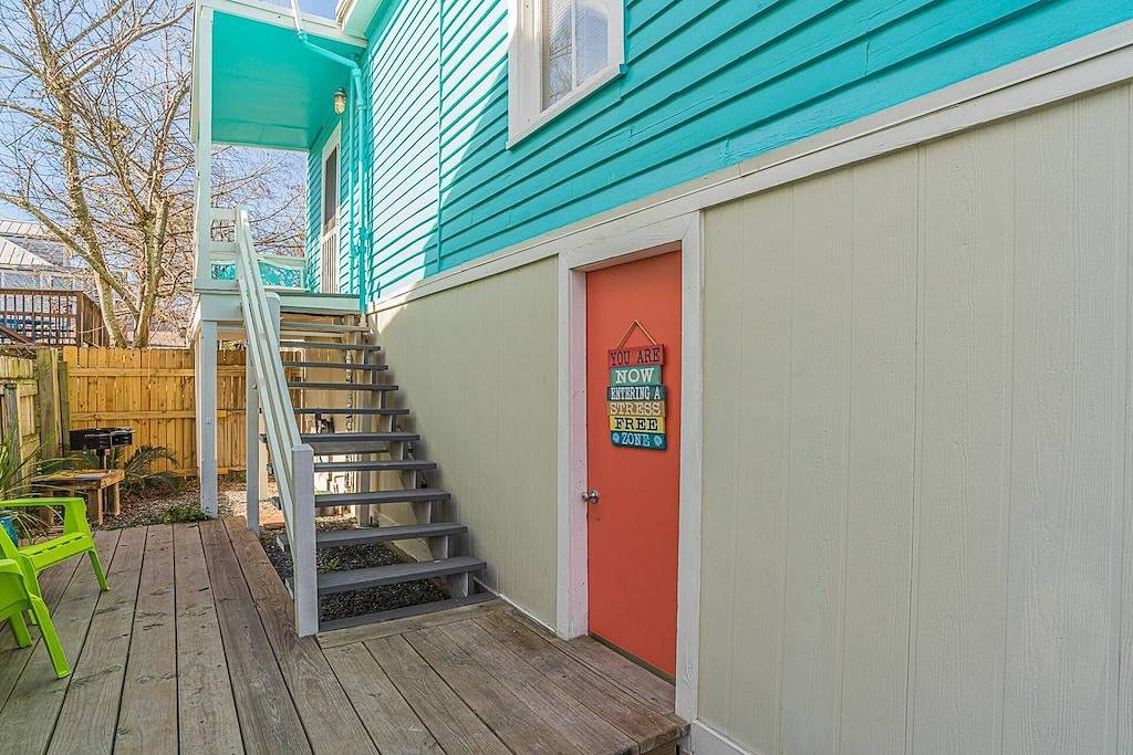 Walk to Beach & Utmb |Dogs Ok |Game Room in Galveston Island, Galveston