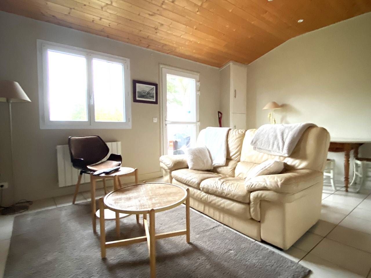 Ganze Wohnung, Charmante Erdgeschosswohnung mit privatem Garten 500m von Loctudy in Groix, Côte des Mégalithes