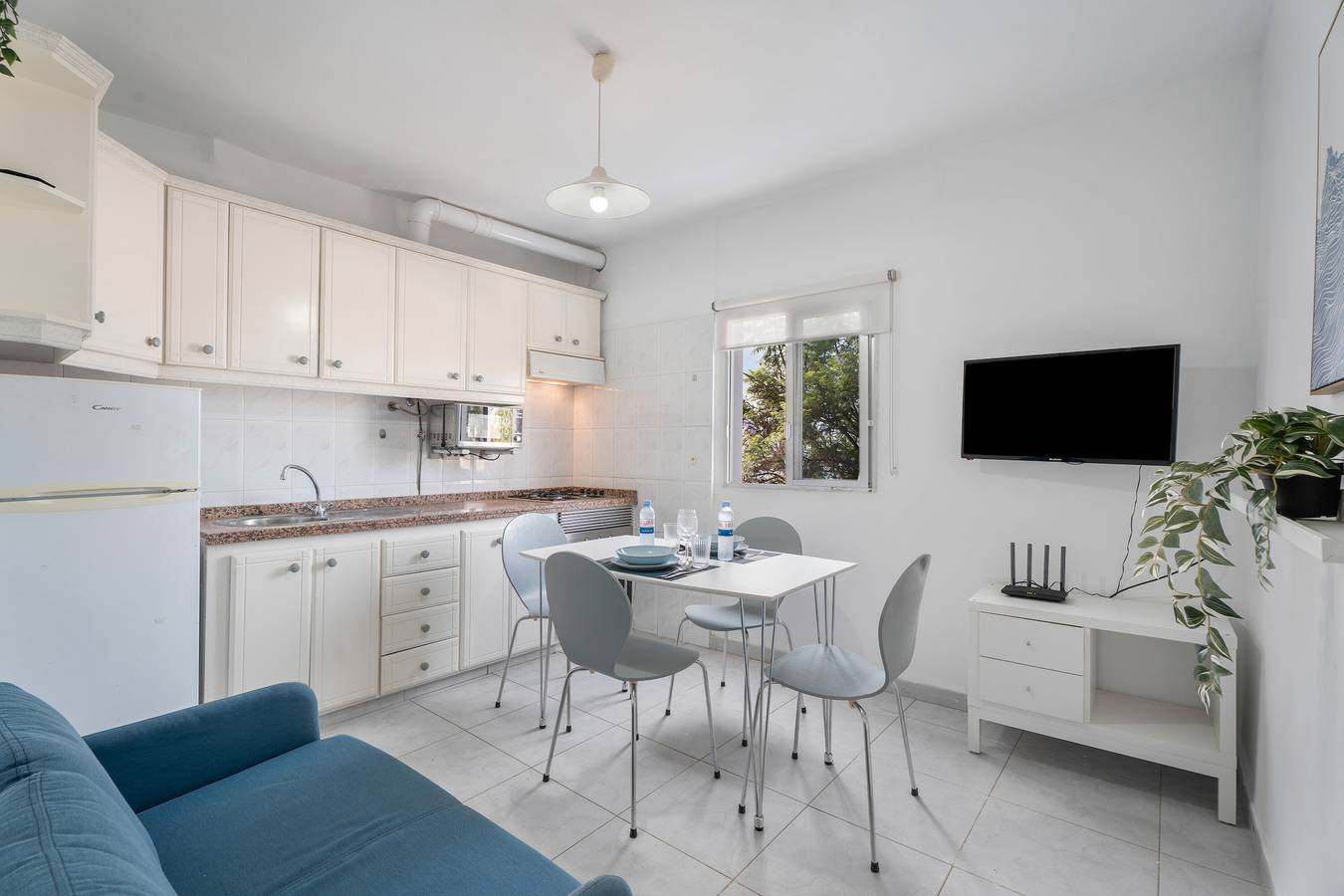 Ganze Wohnung, Ferienwohnung 'Beach View Playa Los Cristiano' mit Meerblick und Wlan in Los Cristianos, Arona