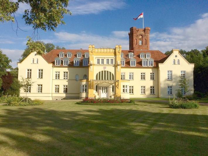 Ferienwohnung für 4 Personen, mit Garten und Ausblick in Lelkendorf