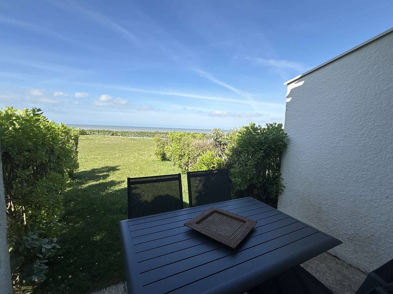 Estudio entero, Estudio frente al mar en Royan, parking, Tv, totalmente equipado in Royan, Côte de Beauté