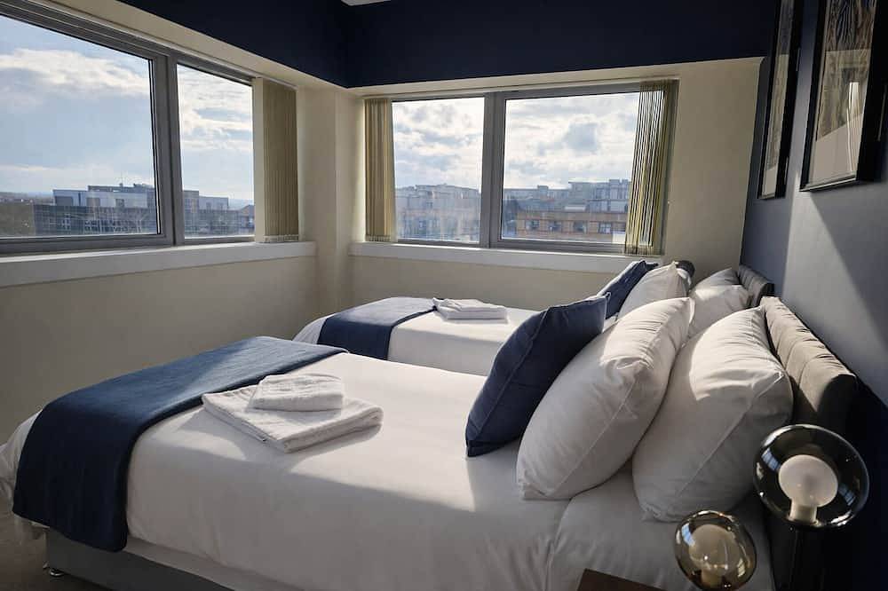 Entire apartment, 2Br Flat | Contractors | Prime Central Mk| Parking | in Milton Keynes, South East England