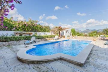 Villa in Búger, Majorca Center für 4 