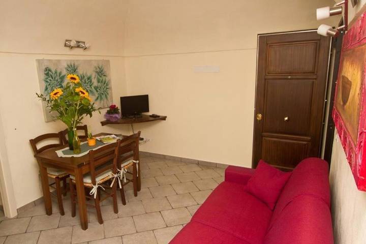 Ferienwohnung für 4 Personen, mit Terrasse und Whirlpool sowie Pool und Ausblick in Dolcedo - 2