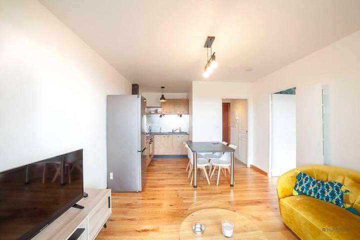 Gîte pour 4 personnes, avec piscine et jardin à Chalezeule - 3