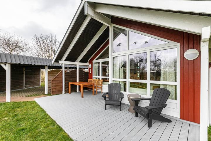 Ferienhaus 'Haus Albertsen' mit privater Terrasse, privatem Garten und Wi-Fi in Hellschen-Heringsand-Unterschaar, Kreis Dithmarschen